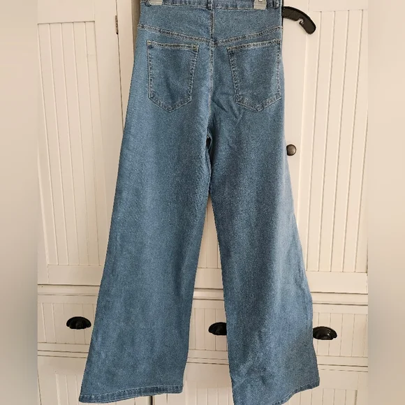 Blue Star-Embellished Rhinestone Wide Leg Women’s Jeans - Picture 2 of 2